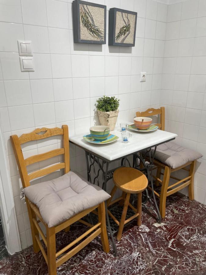 Mosaic Art Apartment In Plaka Athens Exterior photo